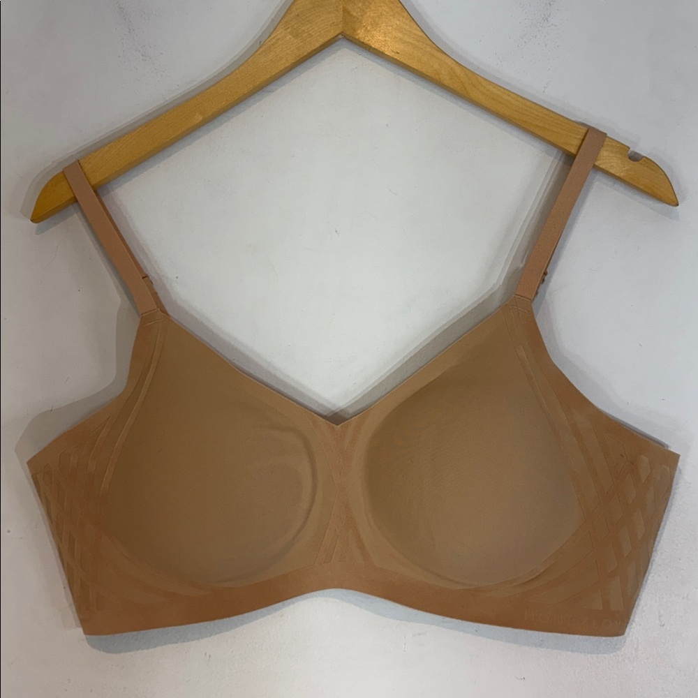 Honeylove silhouette bra in sand size Large